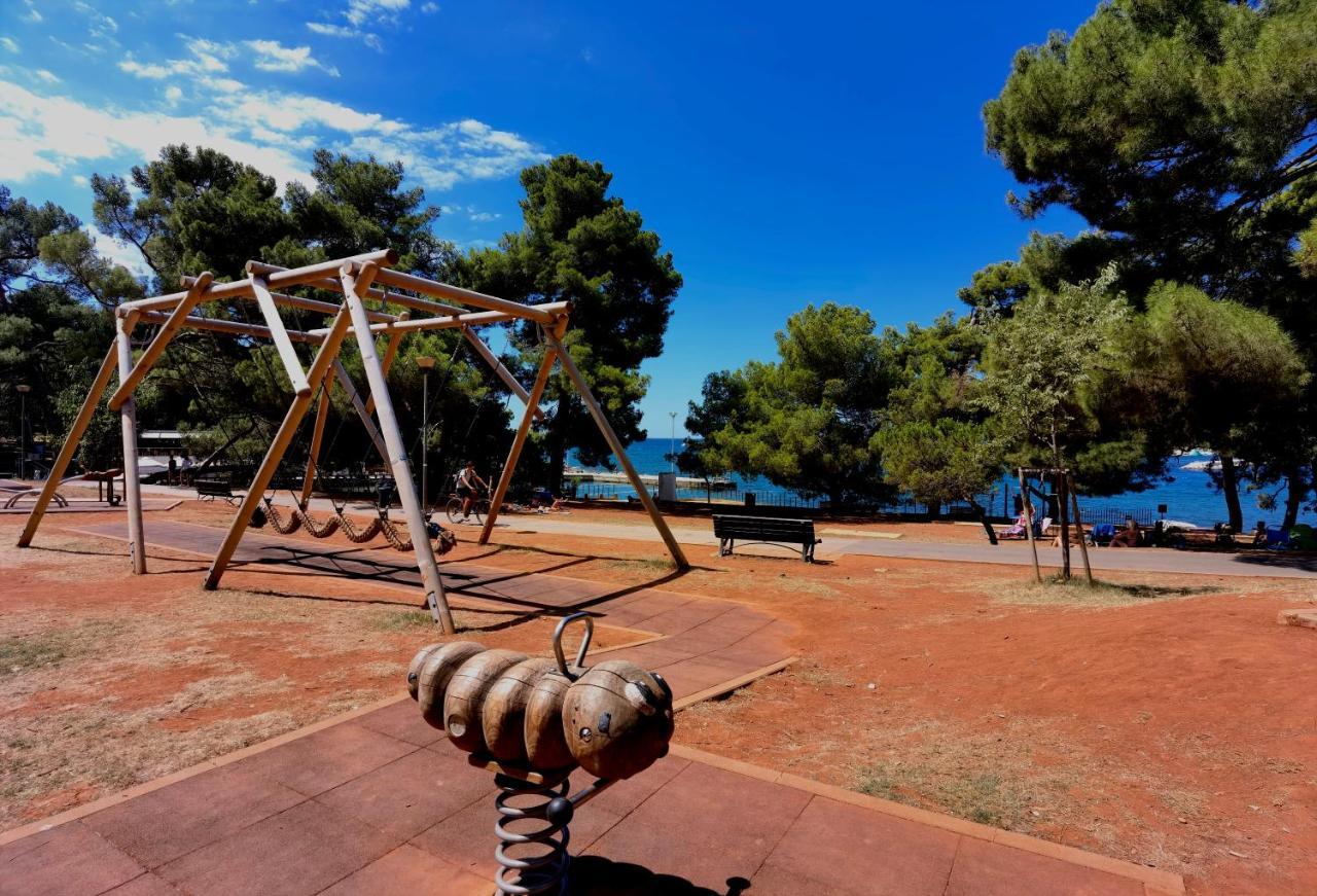 Stay In The Very Heart Of Porec - 50M To The Beach Zewnętrze zdjęcie