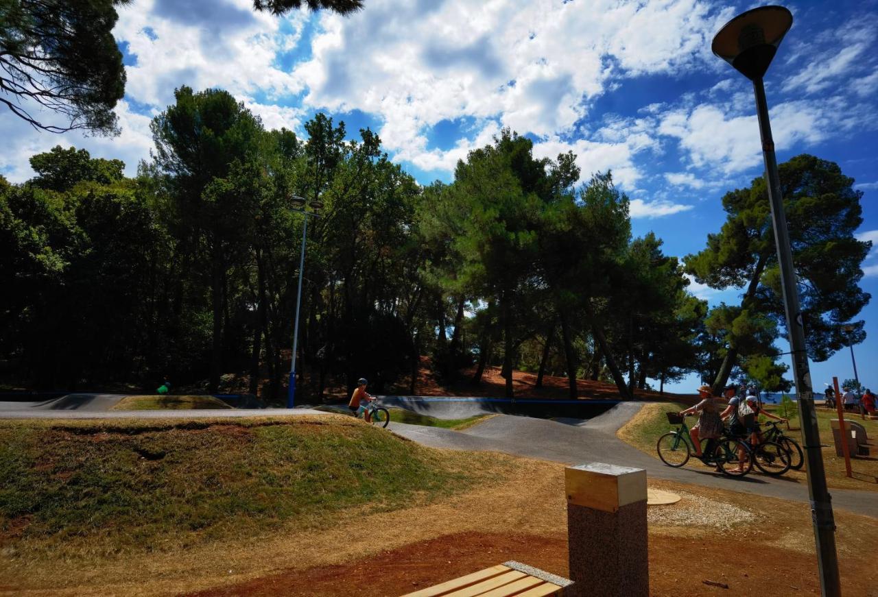 Stay In The Very Heart Of Porec - 50M To The Beach Zewnętrze zdjęcie