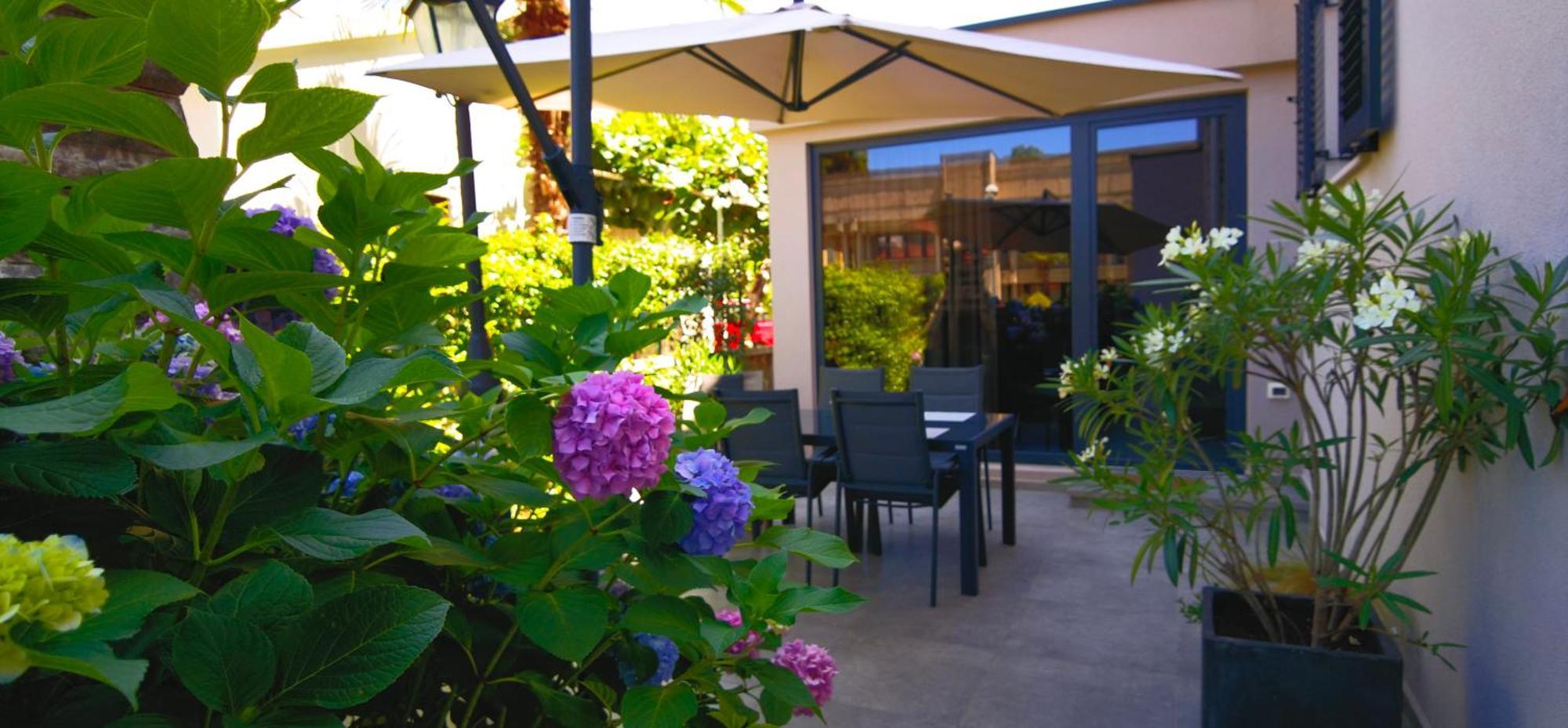 Stay In The Very Heart Of Porec - 50M To The Beach Zewnętrze zdjęcie