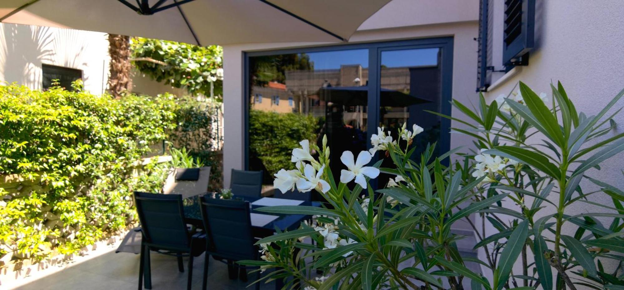 Stay In The Very Heart Of Porec - 50M To The Beach Zewnętrze zdjęcie